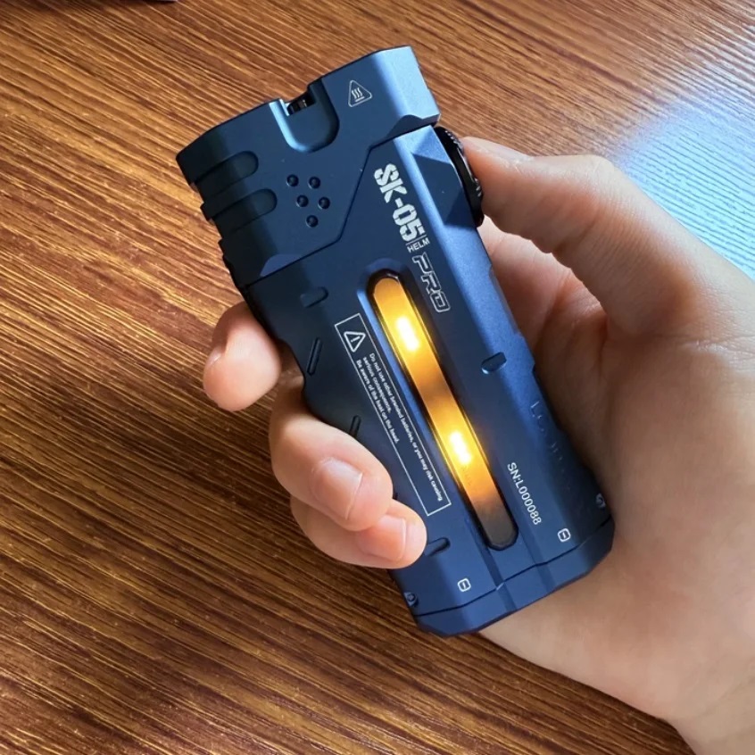 Powerful Flat LED Flashlight 4 - Power Bank 评论和价格